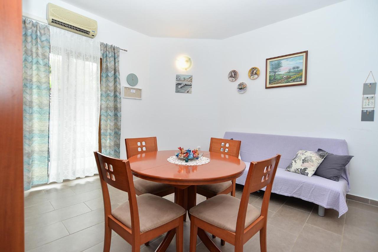 Apartments Mira 1293 法扎纳 外观 照片