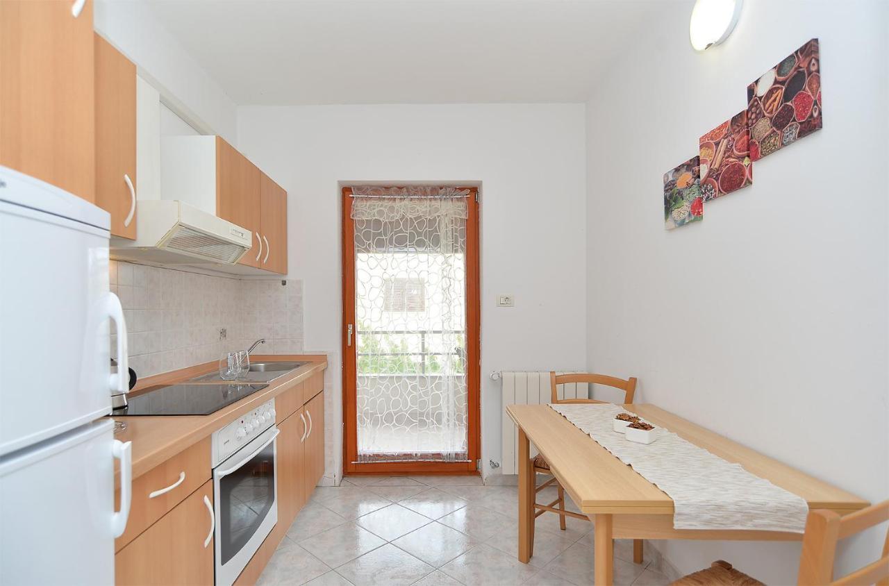 Apartments Mira 1293 法扎纳 外观 照片