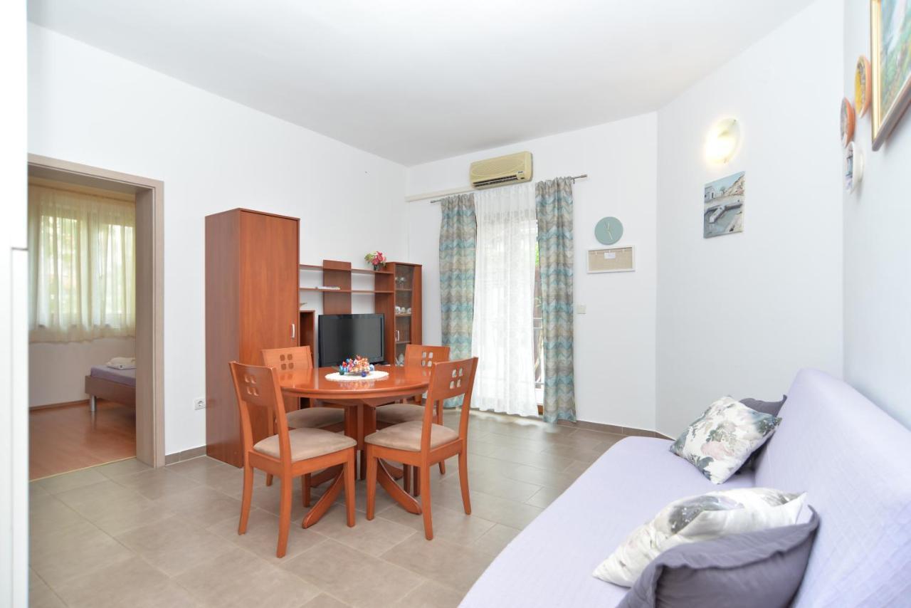 Apartments Mira 1293 法扎纳 外观 照片