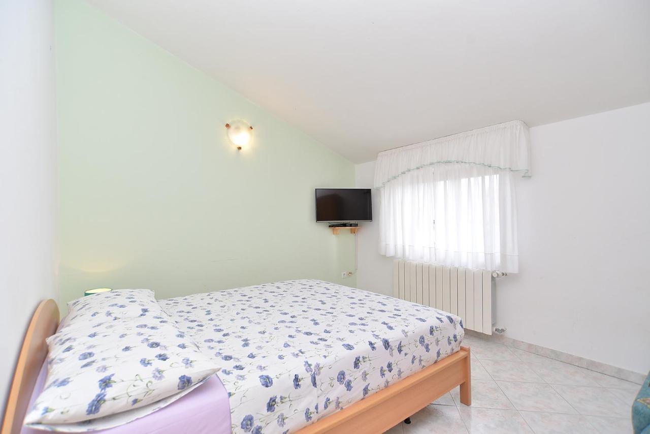 Apartments Mira 1293 法扎纳 外观 照片