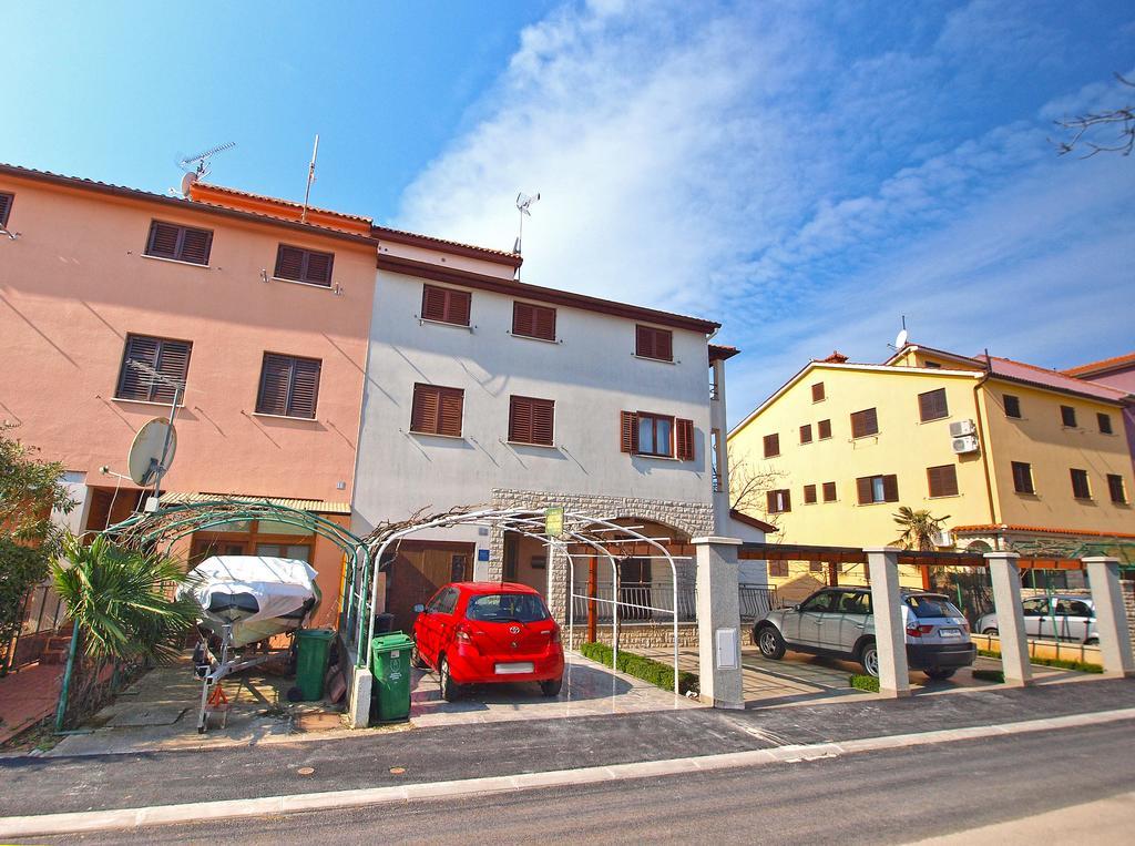 Apartments Mira 1293 法扎纳 外观 照片