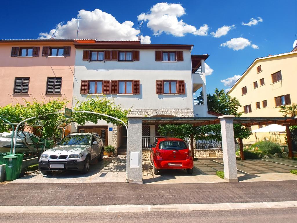 Apartments Mira 1293 法扎纳 外观 照片
